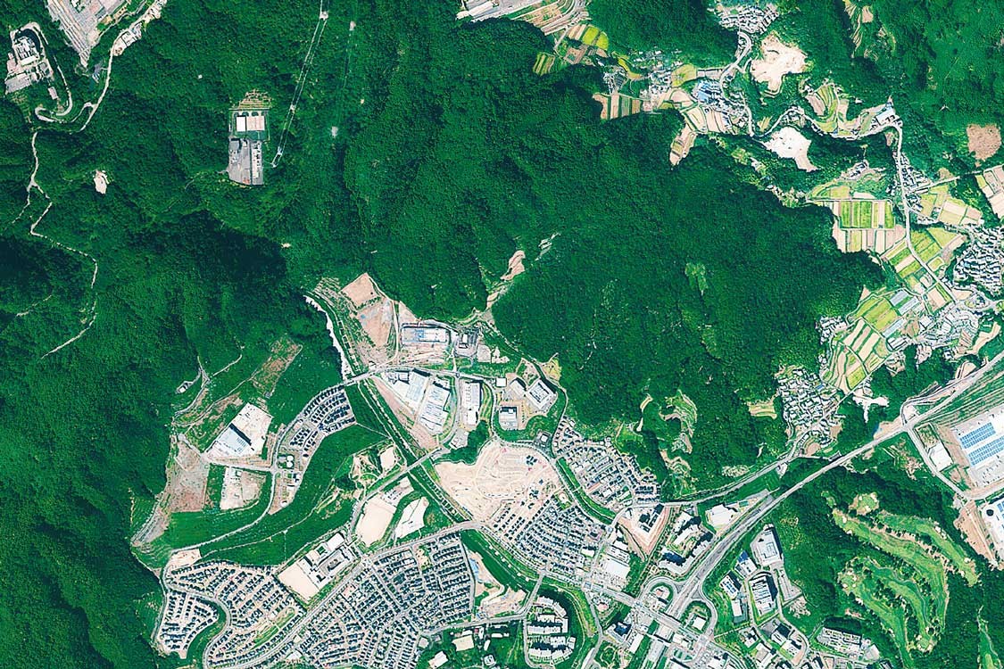 彩都（国際文化公園都市）建設推進協議会さま提供の彩都の航空写真