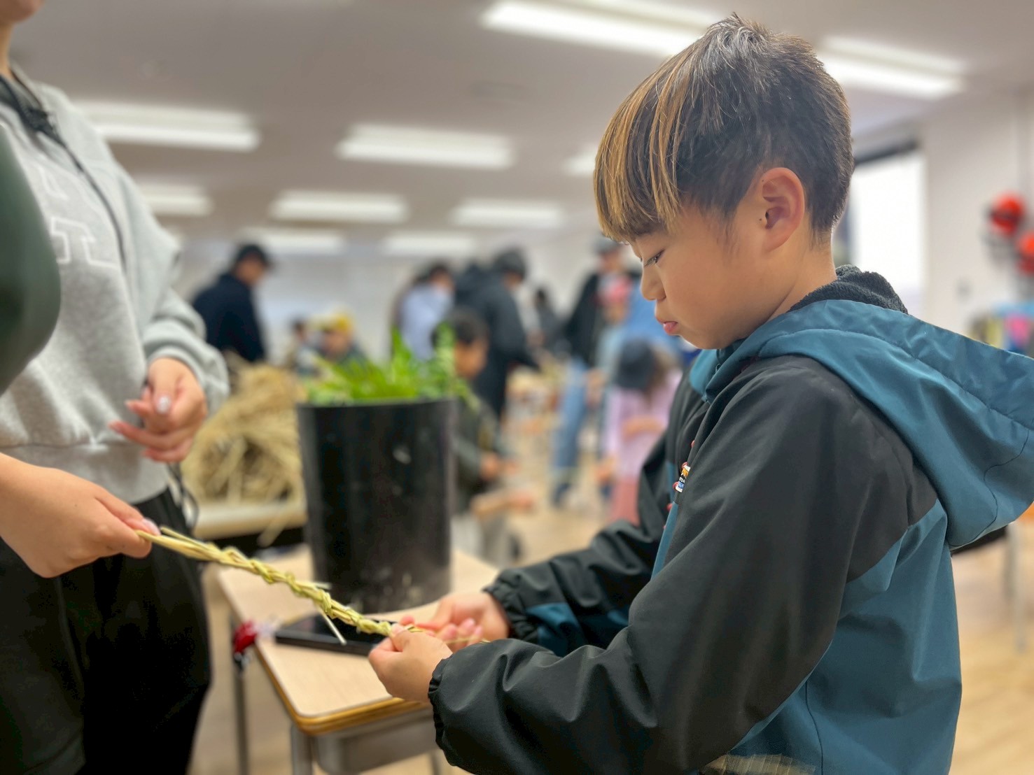 しめ縄づくり